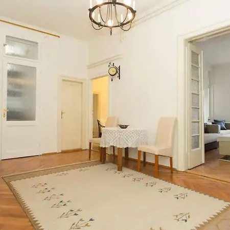 Apartament Caruso Balcony